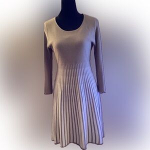Calvin Klein long sleeve empire waist striped tan & cream knit dress size M